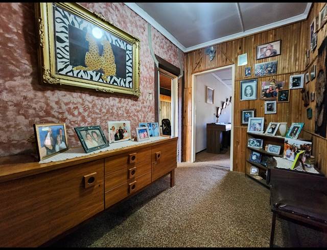 4 BEDROOM HOUSE FOR SALE IN THEOVILLE